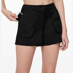 Lululemon This Instant Black Women's Shorts - 4